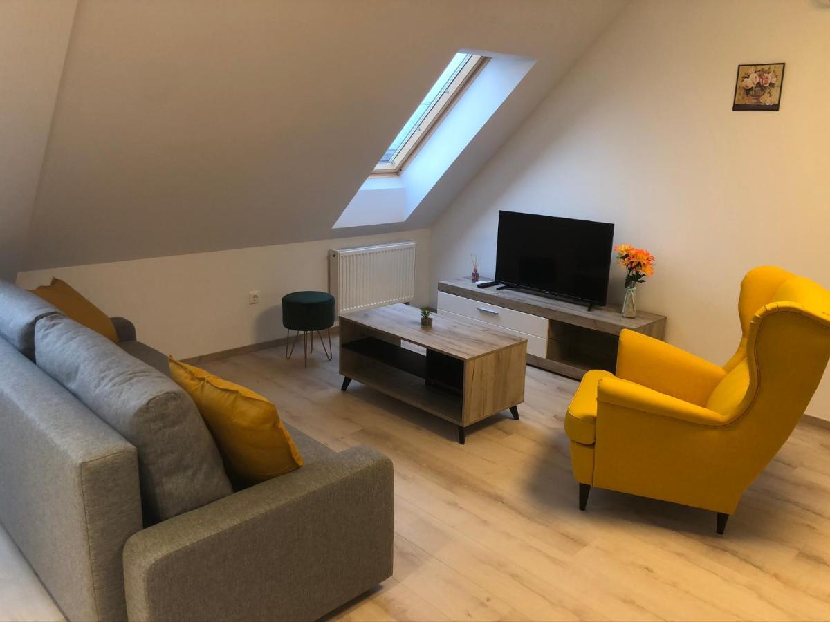 Diamond Apartman Debrecen Exterior foto